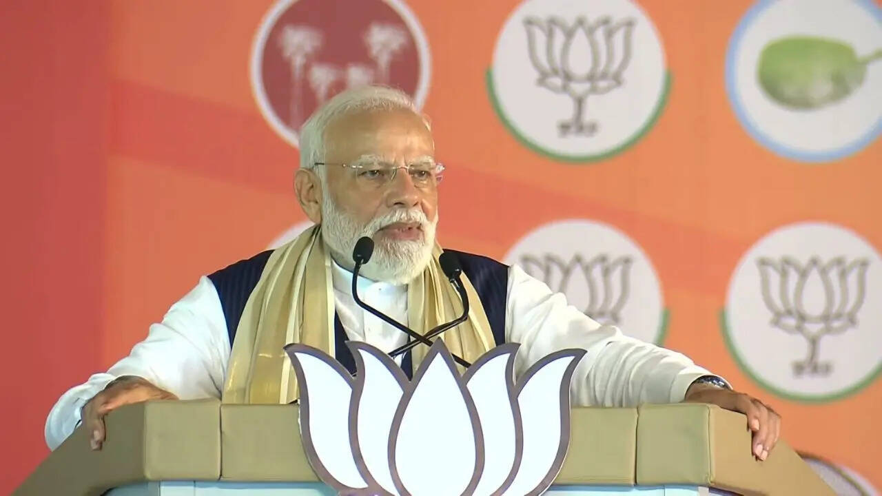 PM Modi Blasts Congress: ‘Politics and Power’ Endanger Indians in Gulf Amidst US-Iran Tensions